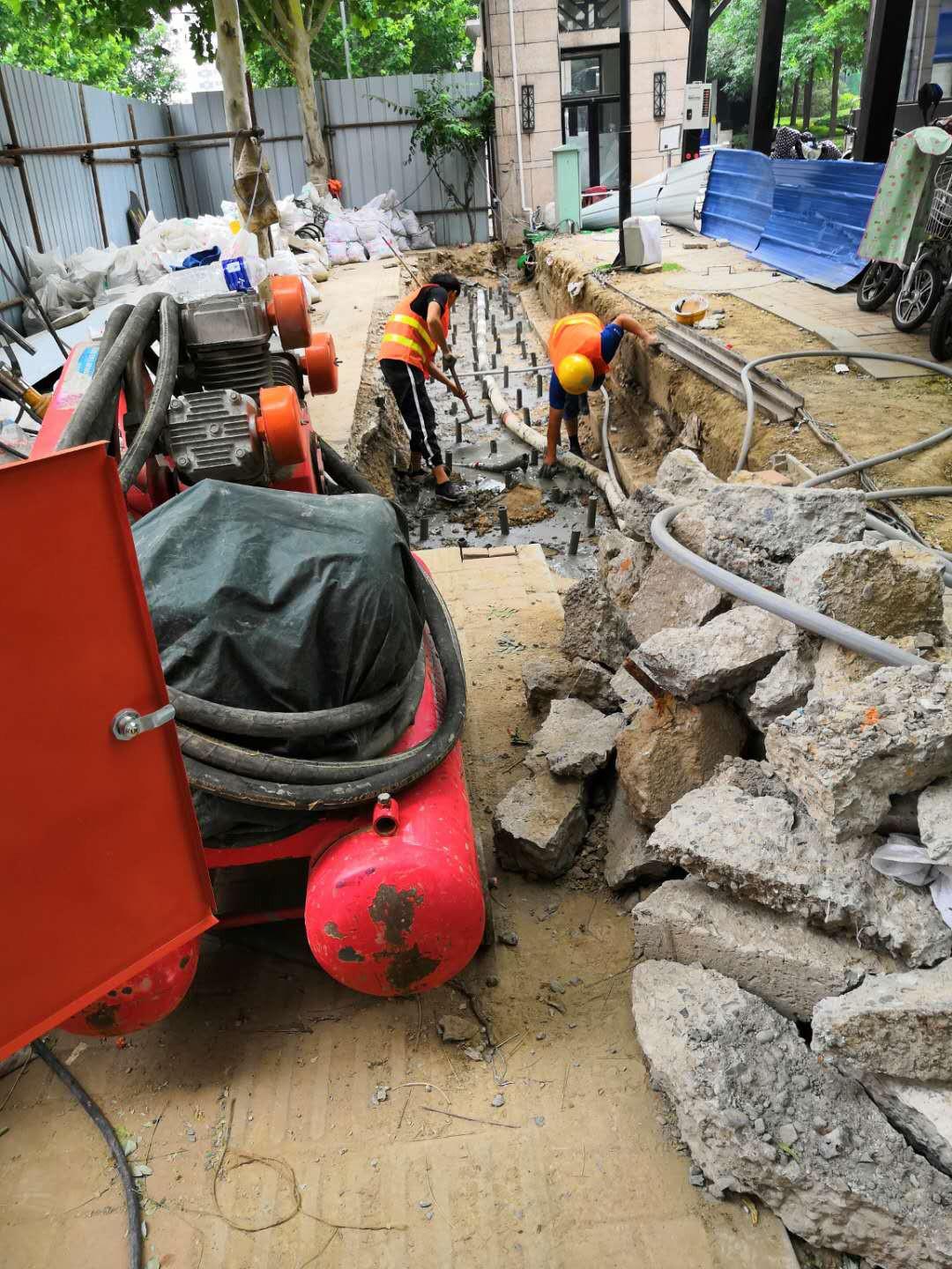 天水地基加固解决房子的地基下沉问题